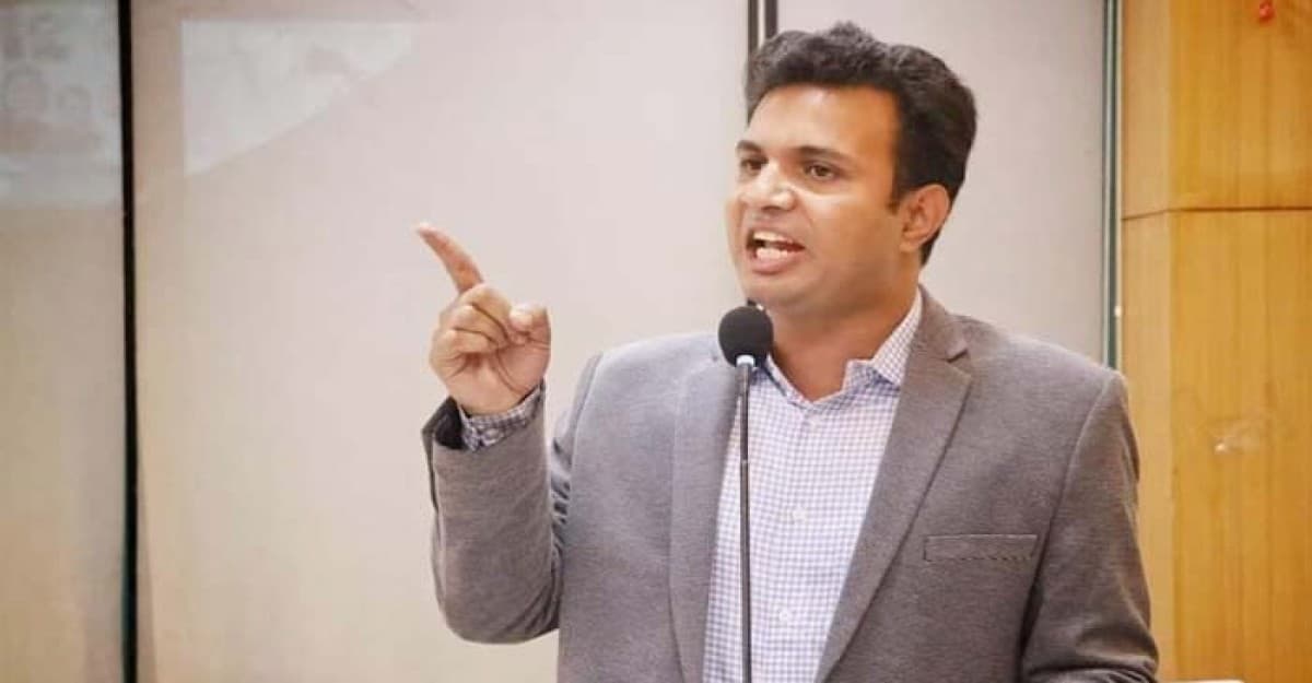 সাঈদীর মৃত্যুতে শোক জানিয়ে পোস্ট, যা বললেন ছাত্রলীগ সভাপতি