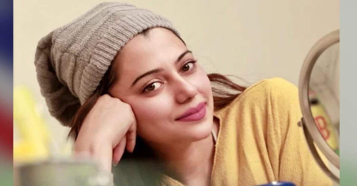 ‘অশ্লীল’ চরিত্রে অভিনয় প্রসঙ্গে মুখ খুললেন তানজিকা