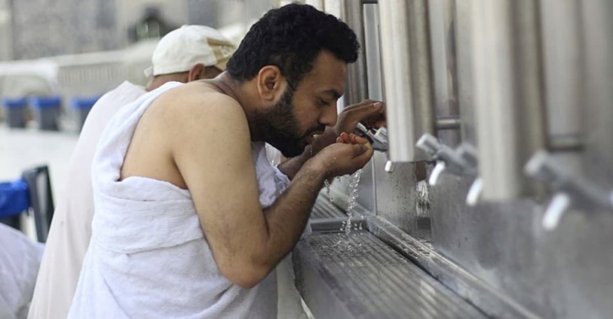 জমজমের পানির জন্য নতুন নির্দেশনা দিল সৌদি কর্তৃপক্ষ