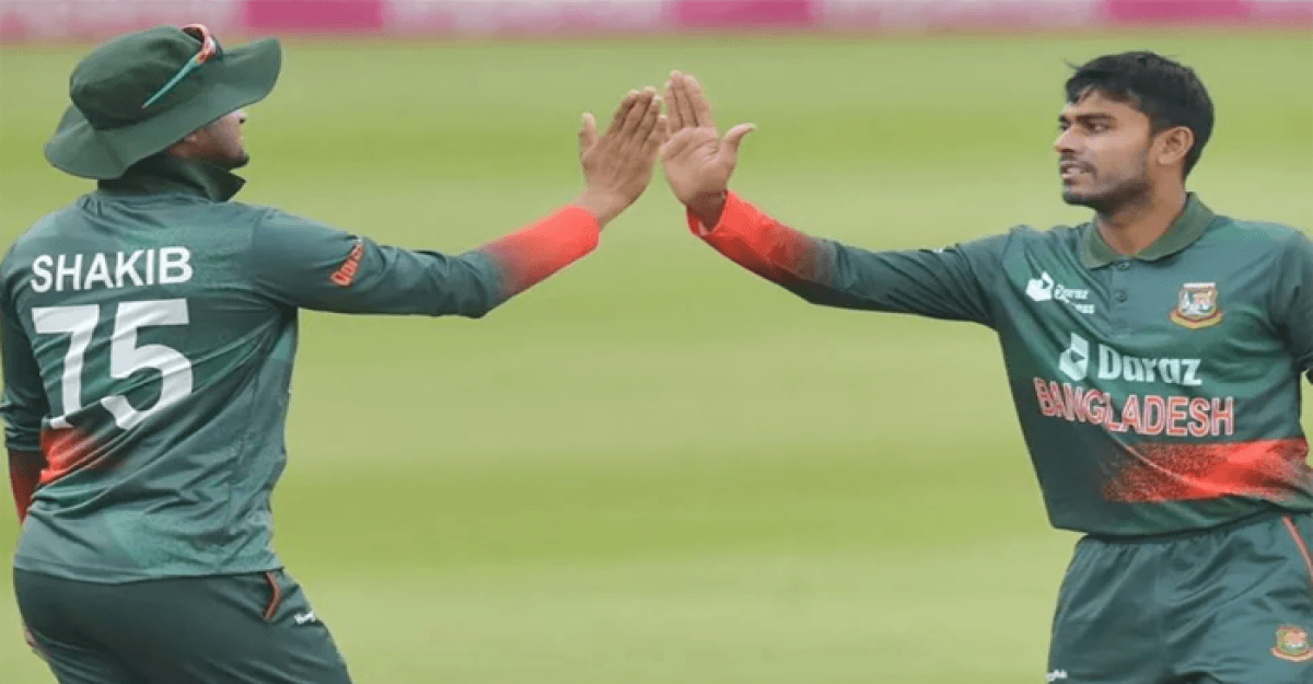 মিরাজ-সাকিবের প্রশংসা করলেন রমিজ