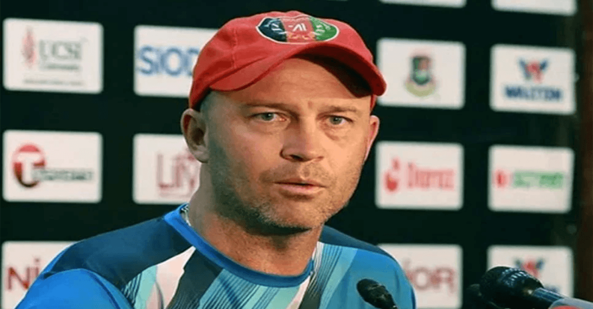 বাংলাদেশের বিপক্ষে হারটা নিয়ে বেশি হতাশ: আফগানিস্তান কোচ