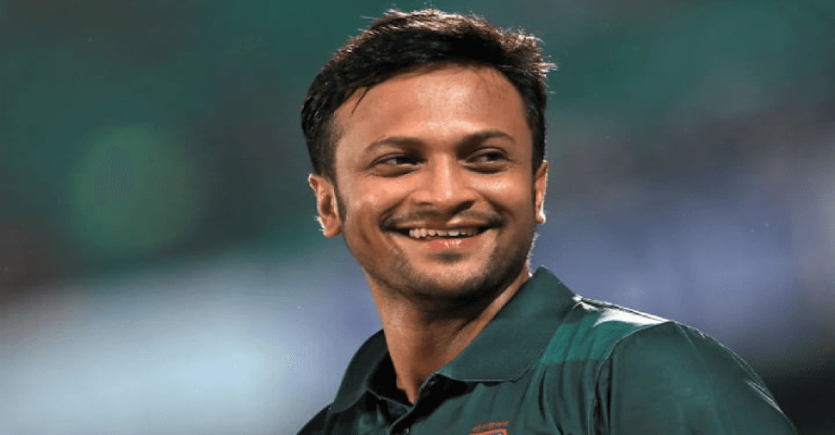 কোচকে যে ‘কারণ’ দেখিয়ে দেশে এসেছেন সাকিব