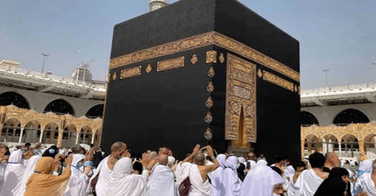 সরকারি ব্যবস্থাপনায় হজের খরচ কমল