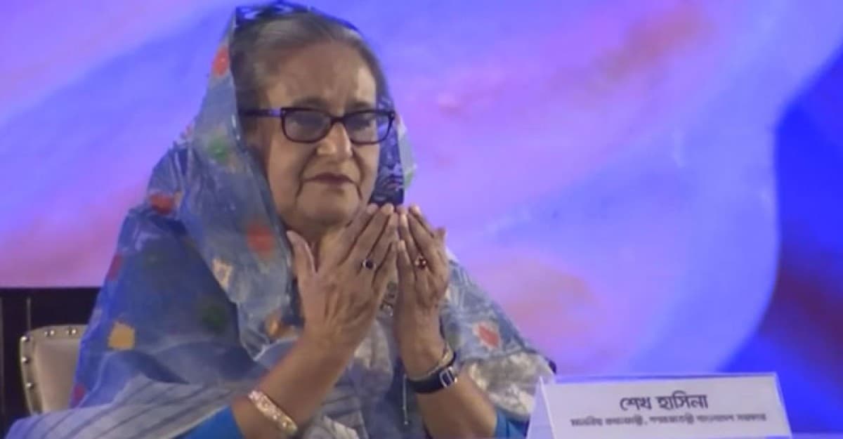 ঝিনুকের শহরে ট্রেনের হুইসেল, উদ্বোধন করলেন প্রধানমন্ত্রী