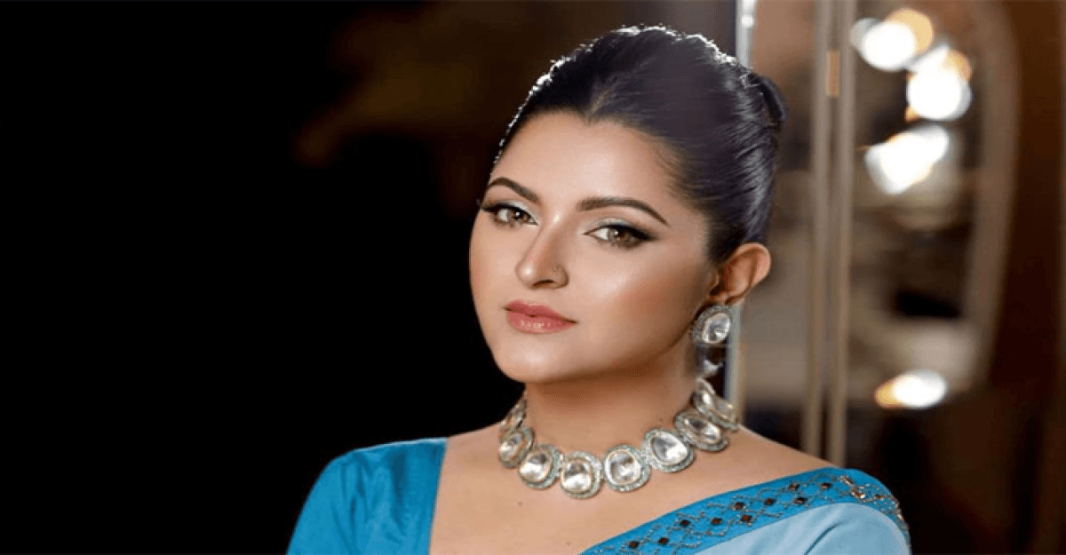 এবার পরীমনির রহস্যময় পোস্ট!