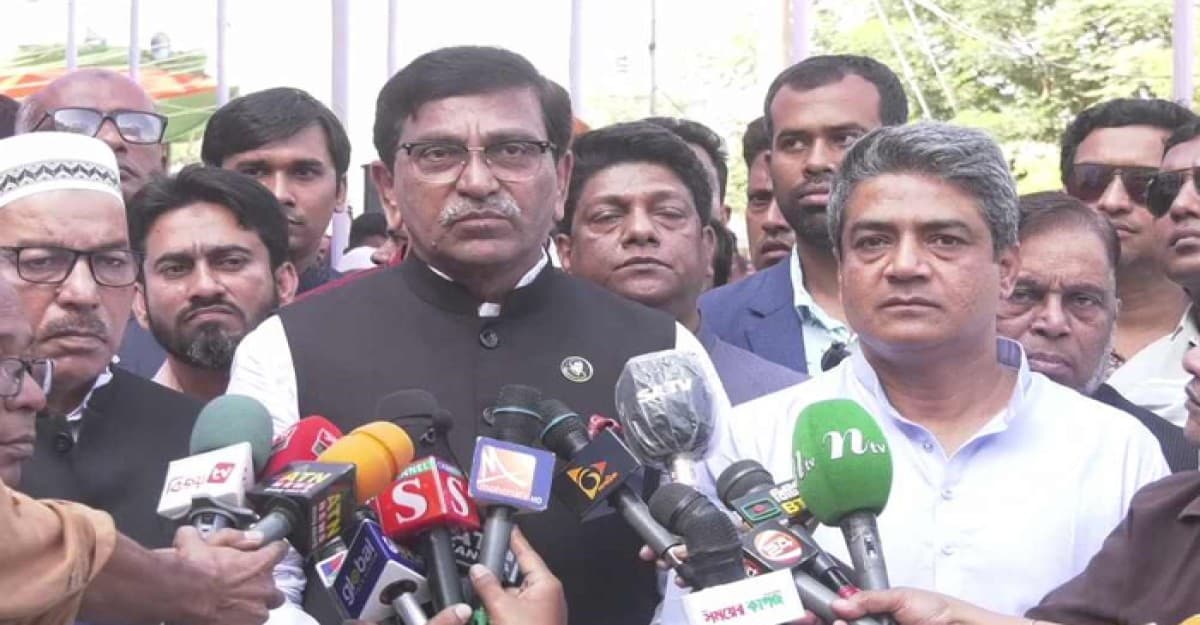 নির্বাচন কোন একটা রাজনৈতিক দলের জন্য থেমে থাকবে না: হানিফ