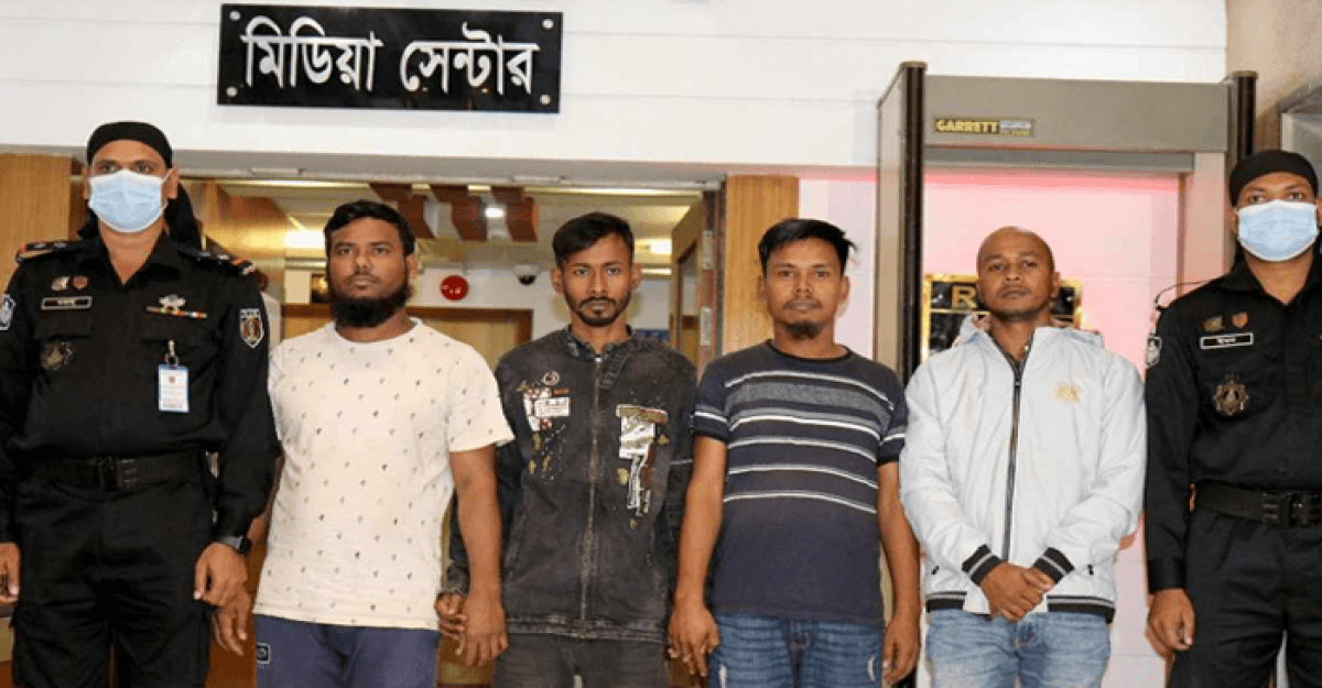 বাসে আগুন দিয়ে শীর্ষ নেতাদের ভিডিও পাঠায় বিরোধীদলের কর্মীরা: র‍্যাব