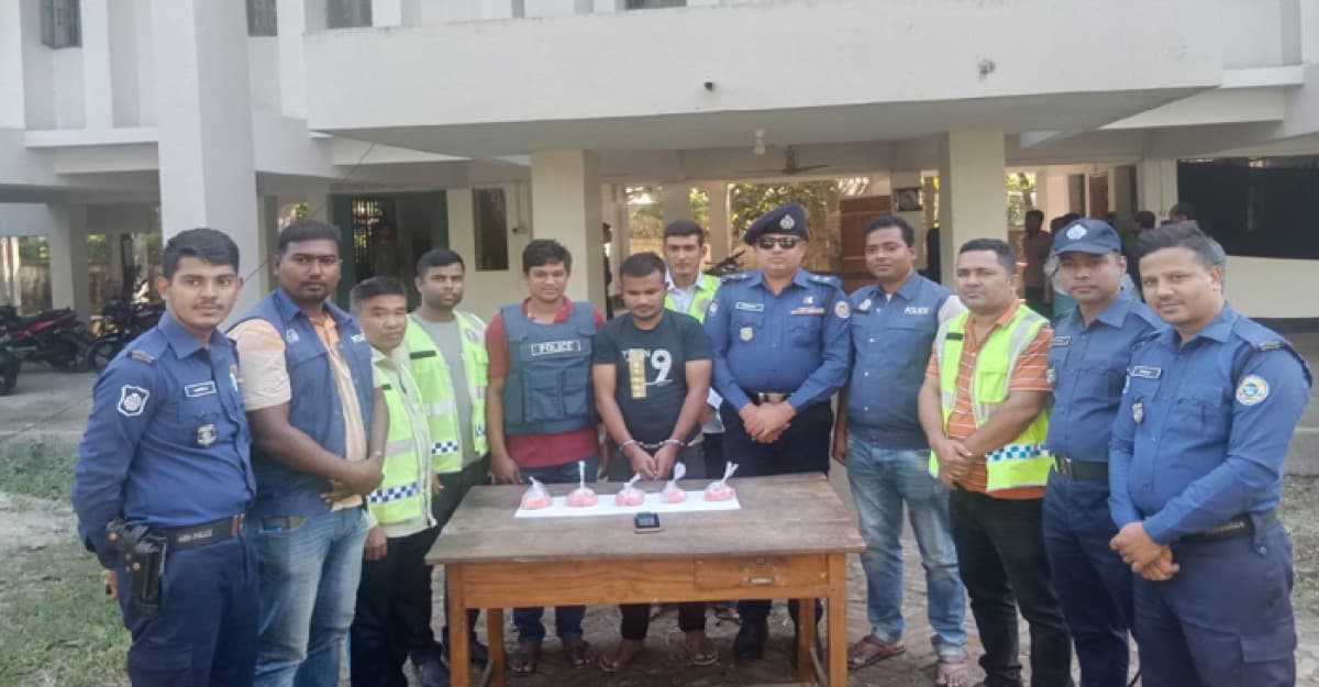 ভোলায় ইয়াবাসহ মাদক কারবারি আটক