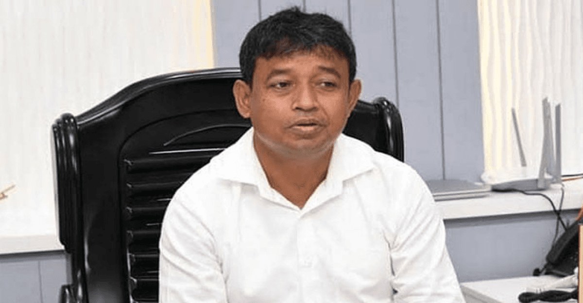 ভাড়া করা লোক দিয়ে গাড়িতে আগুন লাগাচ্ছে: ডিবিপ্রধান হারুন