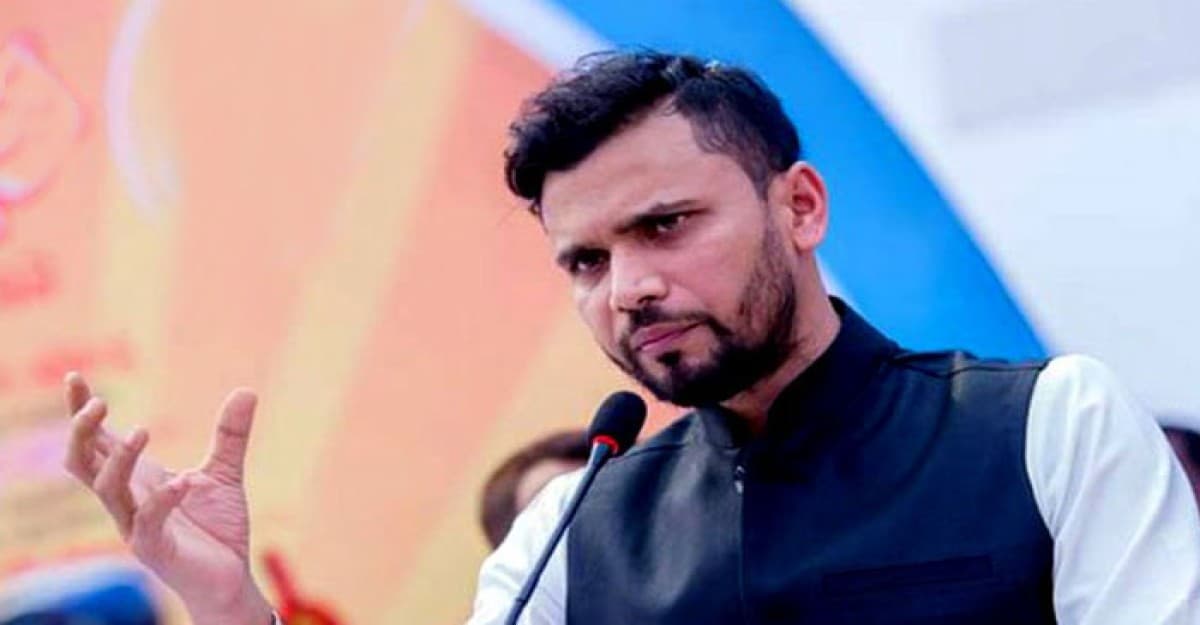 আয় কমলো মাশরাফির