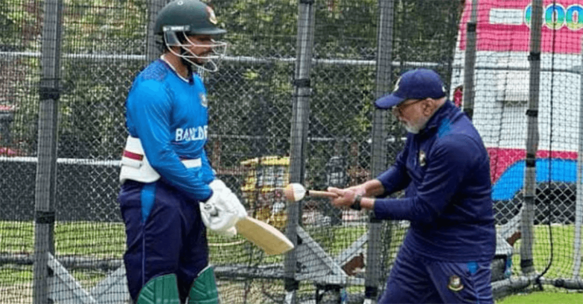 আমি জানি না সৌম্যর সমস্যা কী: হাথুরুসিংহে