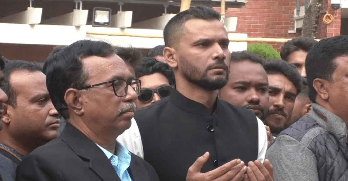 খেলাধুলা তো আমার রক্তের সঙ্গে মিশে রয়েছে: মাশরাফি