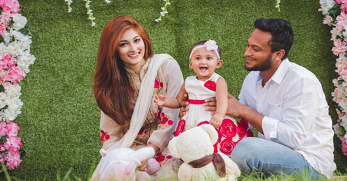 স্ত্রীর ‘২০তম’ জন্মদিনে যে বার্তা দিলেন সাকিব