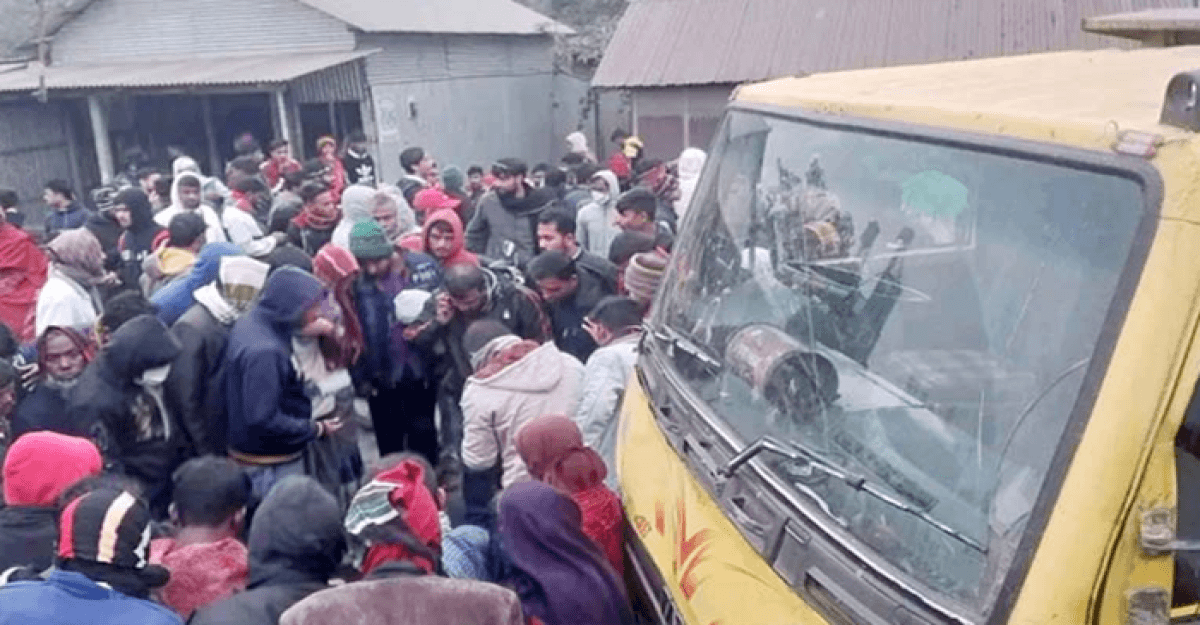 জামালপুরে সিএনজি অটোরিকশায় ট্রাকের ধাক্কায় নিহত ৩