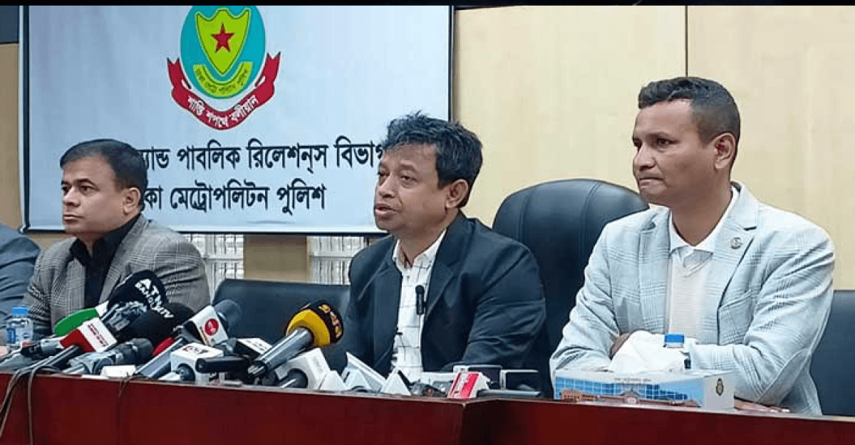 বেনাপোল এক্সপ্রেসে আগুন: বিএনপি নেতা নবীসহ গ্রেফতার ৬