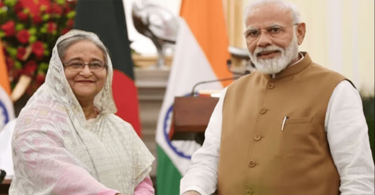 শেখ হাসিনাকে ফোন করে অভিনন্দন জানালেন মোদি