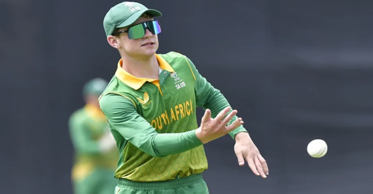 ইসরায়েলের পক্ষ নেওয়ায় অধিনায়কত্ব হারালেন টিগার