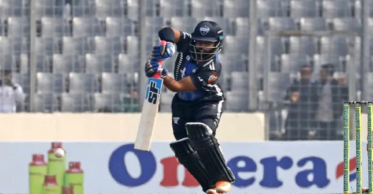 বরিশালের সামনে রংপুরের নড়বড়ে পুঁজি