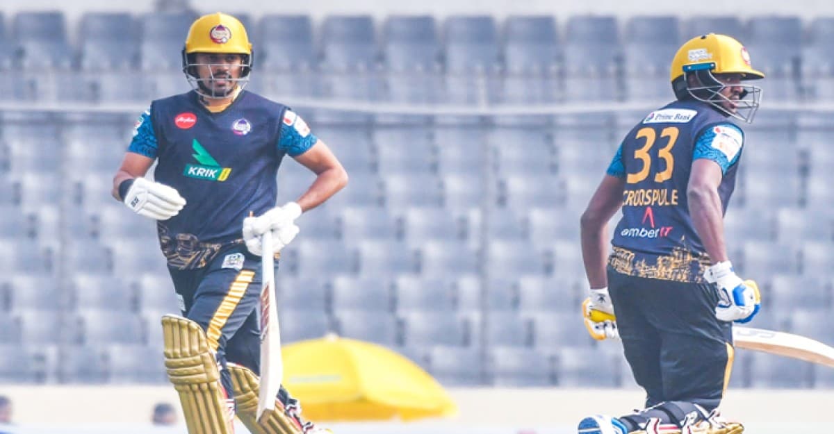 চট্টগ্রামকে ১৩৭ রানের লক্ষ্য দিলো ঢাকা