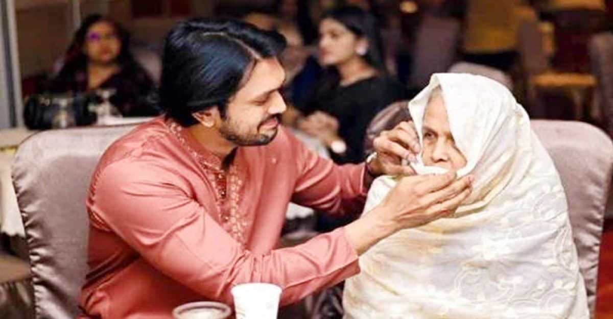 চিত্রনায়ক আরিফিন শুভর মা আর নেই