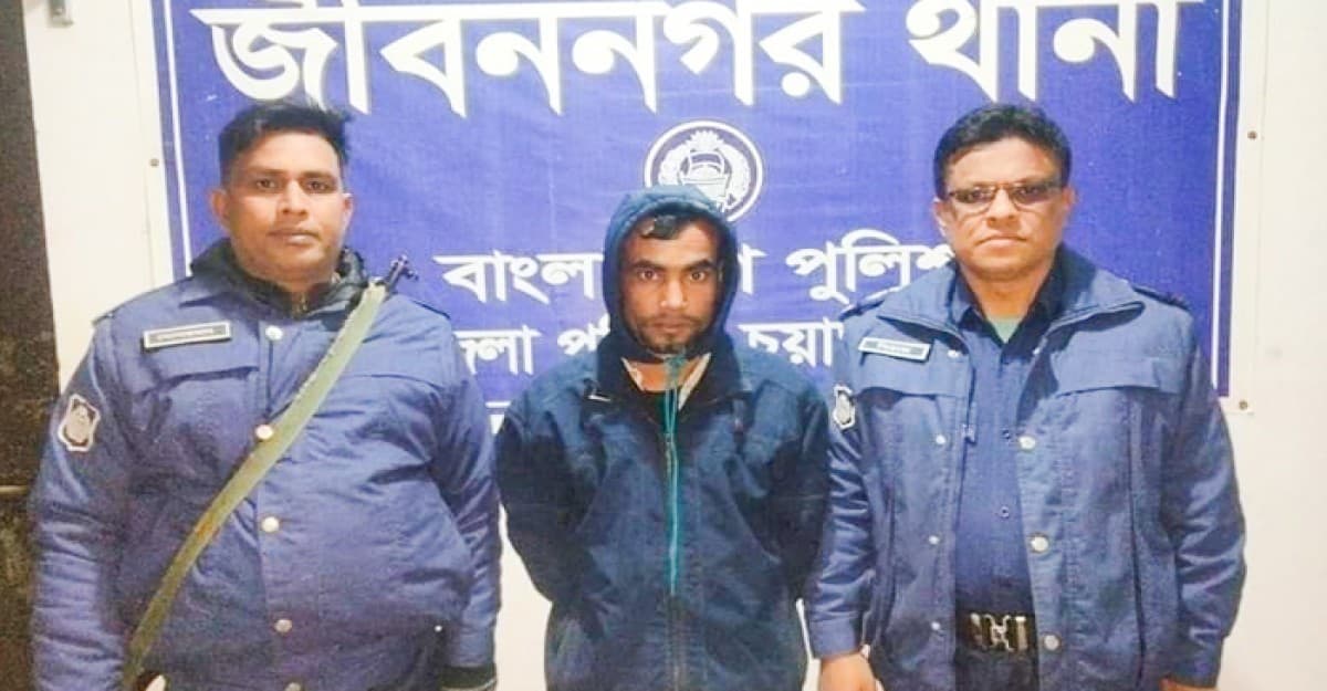 জীবননগরে স্ত্রীকে গলা কেটে হত্যা, স্বামী গ্রেফতার