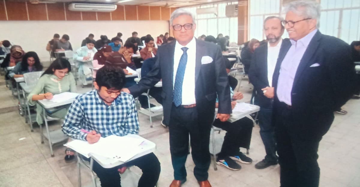 ঢাবি আইবিএ’র বিবিএ প্রোগ্রামের ভর্তি পরীক্ষা অনুষ্ঠিত