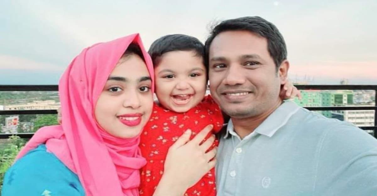 স্ত্রী-সন্তানসহ কাস্টমস কর্মকর্তার মরদেহ কক্সবাজারের পথে