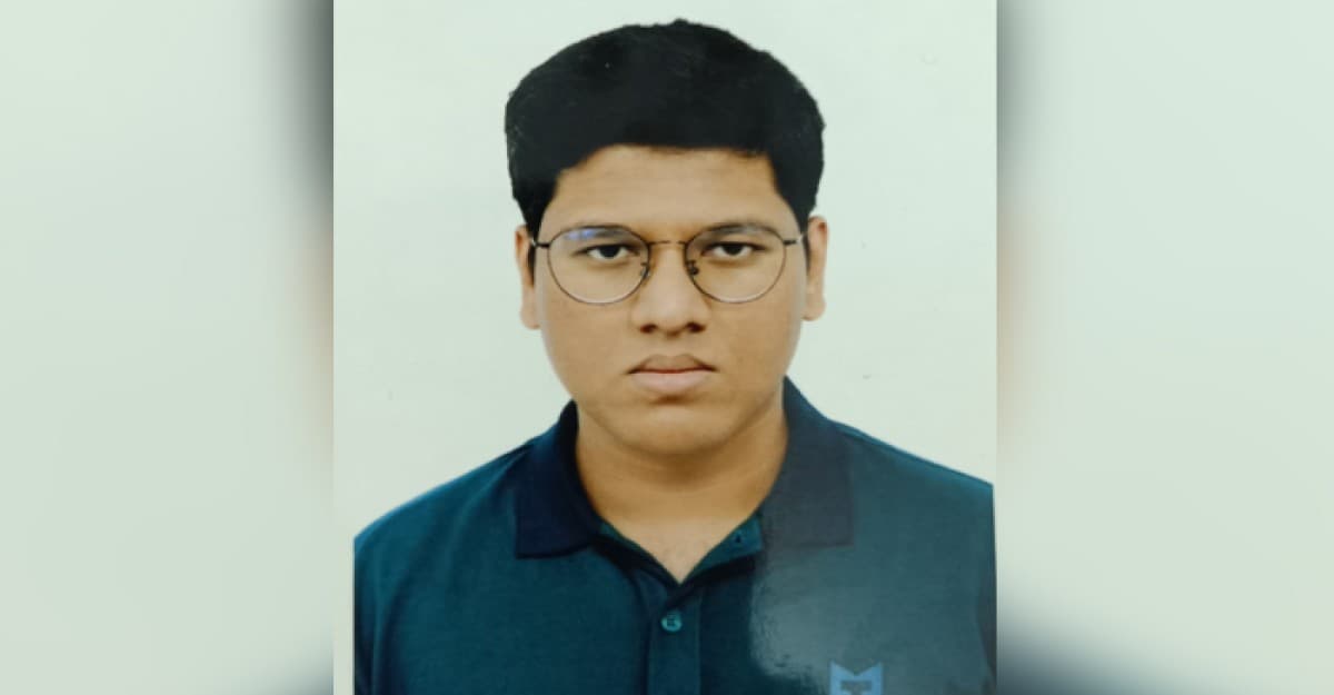 জাবি ই ইউনিটে মেধাস্ক্রমে ৪৩ তম হওয়ায় অভিনন্দন