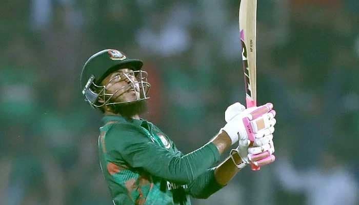 মুশফিকের যে কথায় ঝড় তুলেছেন অলরাউন্ডার রিশাদ