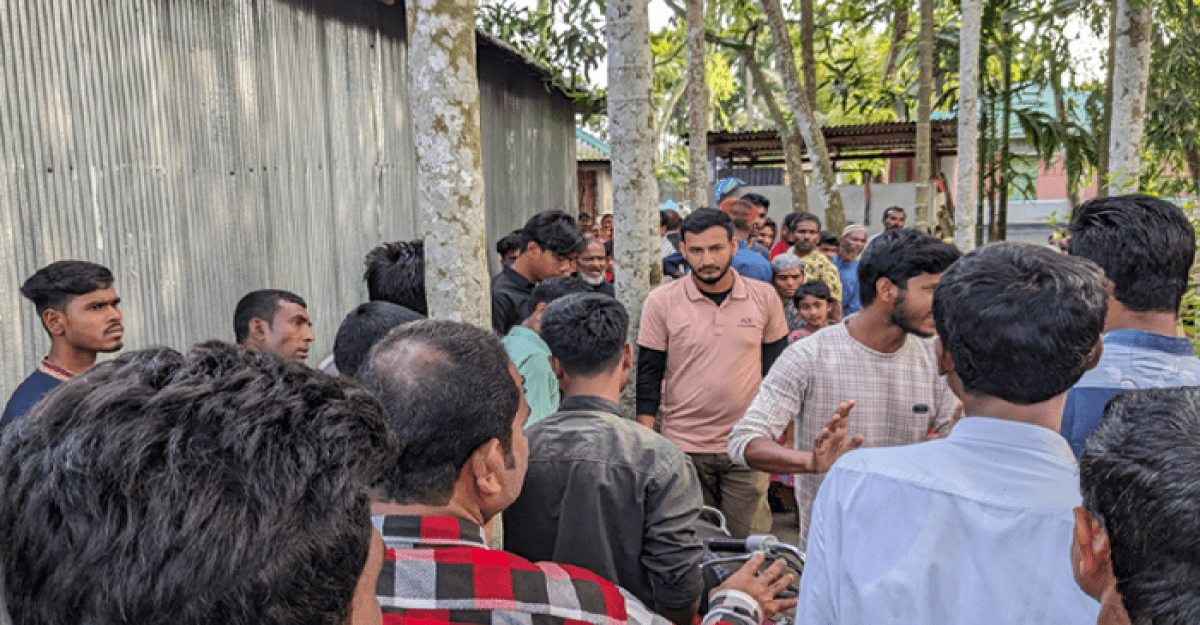 পঞ্চগড়ে পল্লী বিদ্যুতের দুই কর্মী সাড়ে ৩ ঘন্টা অবরুদ্ধ