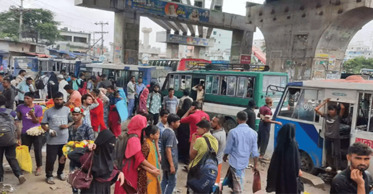 এবারের ঈদে সড়কপথে ঢাকা ছাড়বে ৯০ লাখ মানুষ