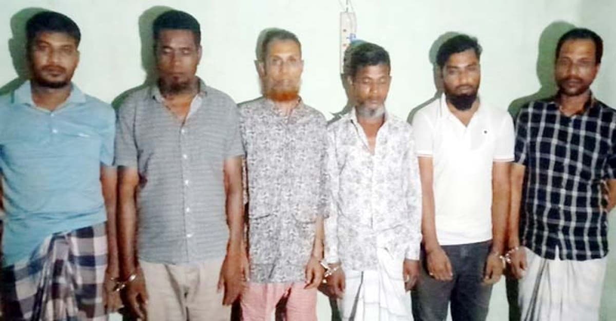 সিলেটে জুয়ার আসর থেকে সালেক সহ আটক ৬