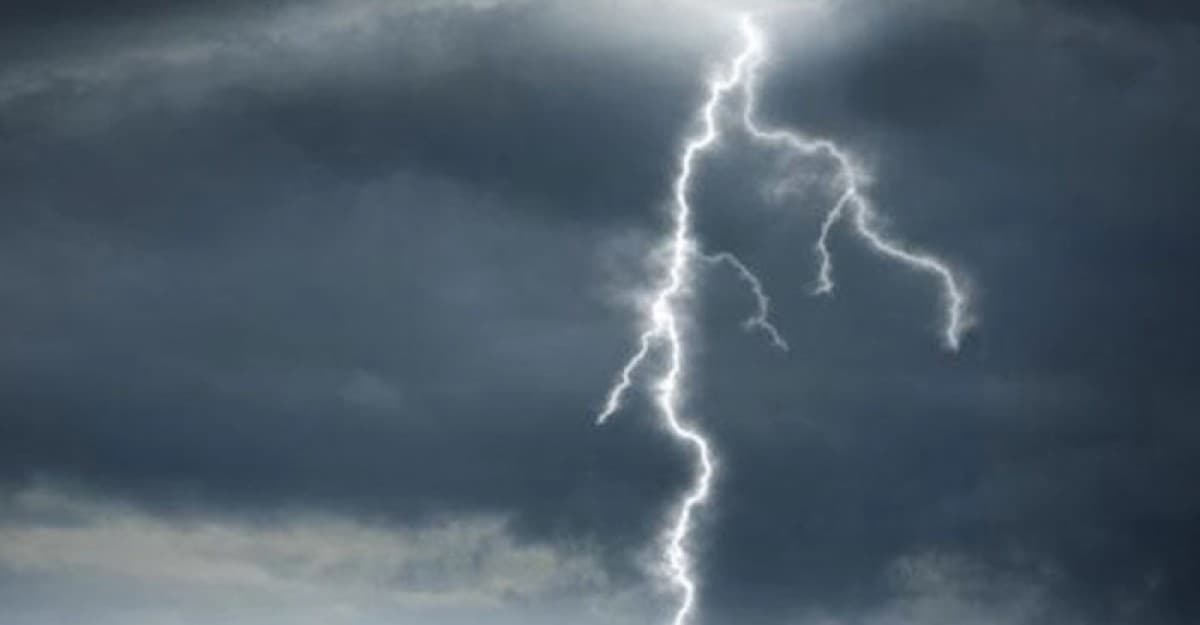 ঝালকাঠিতে বজ্রপাতে প্রাণ গেল ৩ জনের