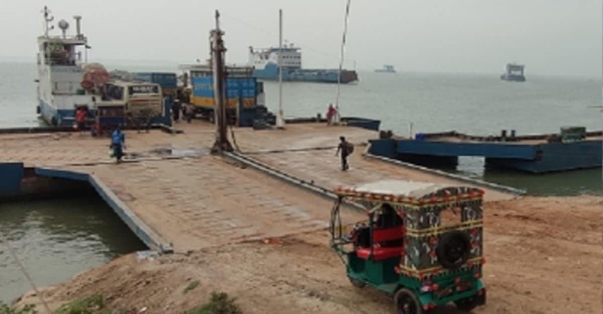 এবারের ঈদে  চাপ নেই পাটুরিয়া ঘাটে