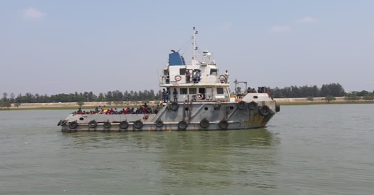 দেশে ফিরলেন ১৭৩ বাংলাদেশি