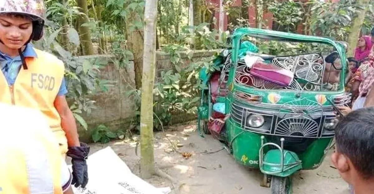 কুমিল্লায় বাস-সিএনজি মুখোমুখি সংঘর্ষে নিহত ১