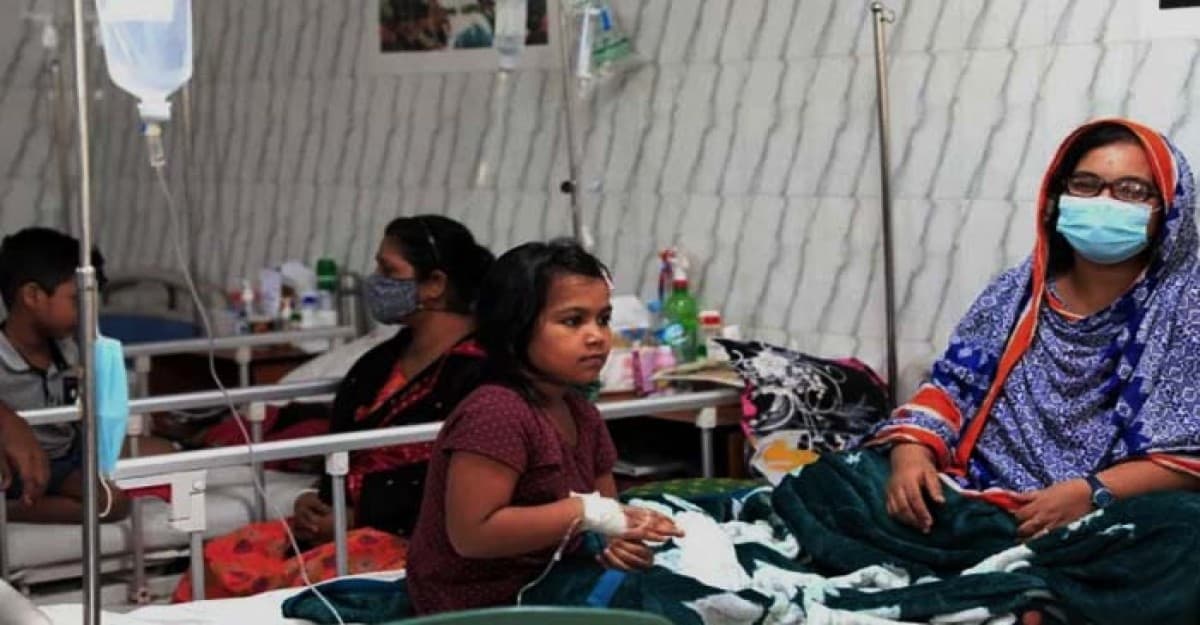 আবারও চোখ রাঙাচ্ছে ডেঙ্গু, একদিনে ৩ জনের মৃত্যু