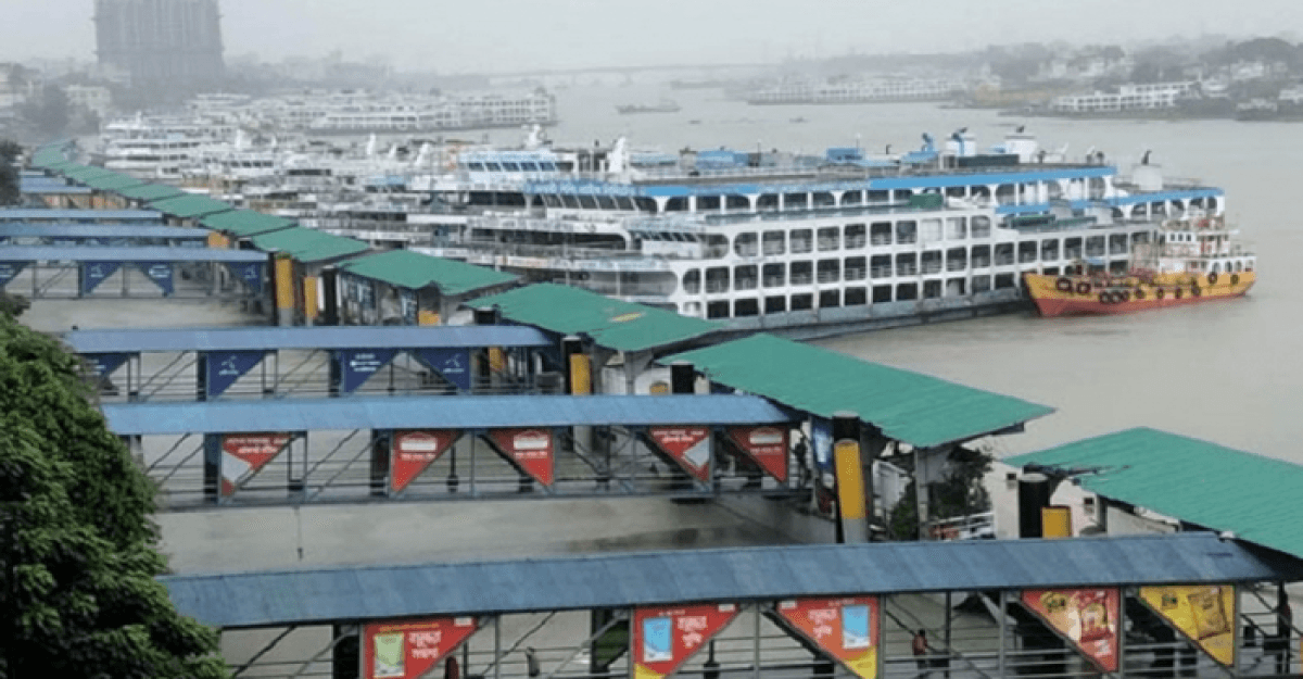 নৌযান চলাচলে বিআইডব্লিউটিএ'র নির্দেশনা