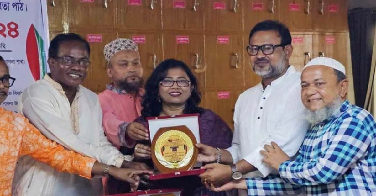 নারায়ণগঞ্জে জাতীয় কবি কাজী নজরুল ইসলামের জন্মবার্ষিকী পালন