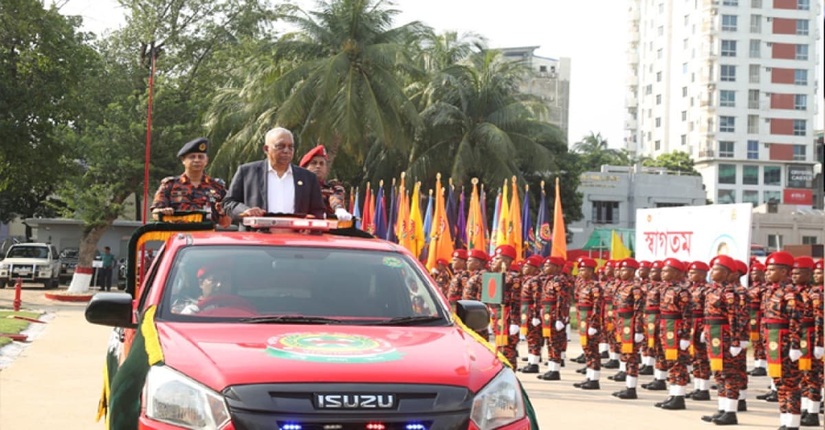 নবীন সদস্যদের শৃঙ্খলার সাথে দায়িত্ব পালনের আহ্বান স্বরাষ্ট্রমন্ত্রীর