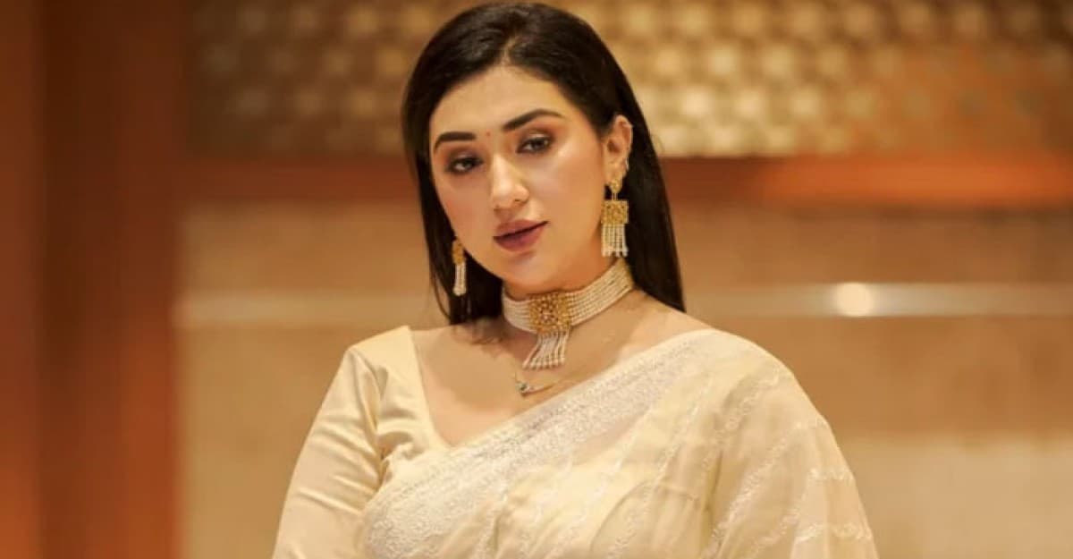 ঈদের পর ধামাকা নিউজ দেবো, কিসের ইঙ্গিত দিলেন অপু?