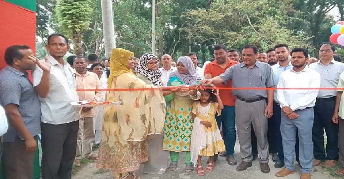 নীলফামারীতে স্মার্ট ভূমিসেবা সপ্তাহের উদ্বোধন