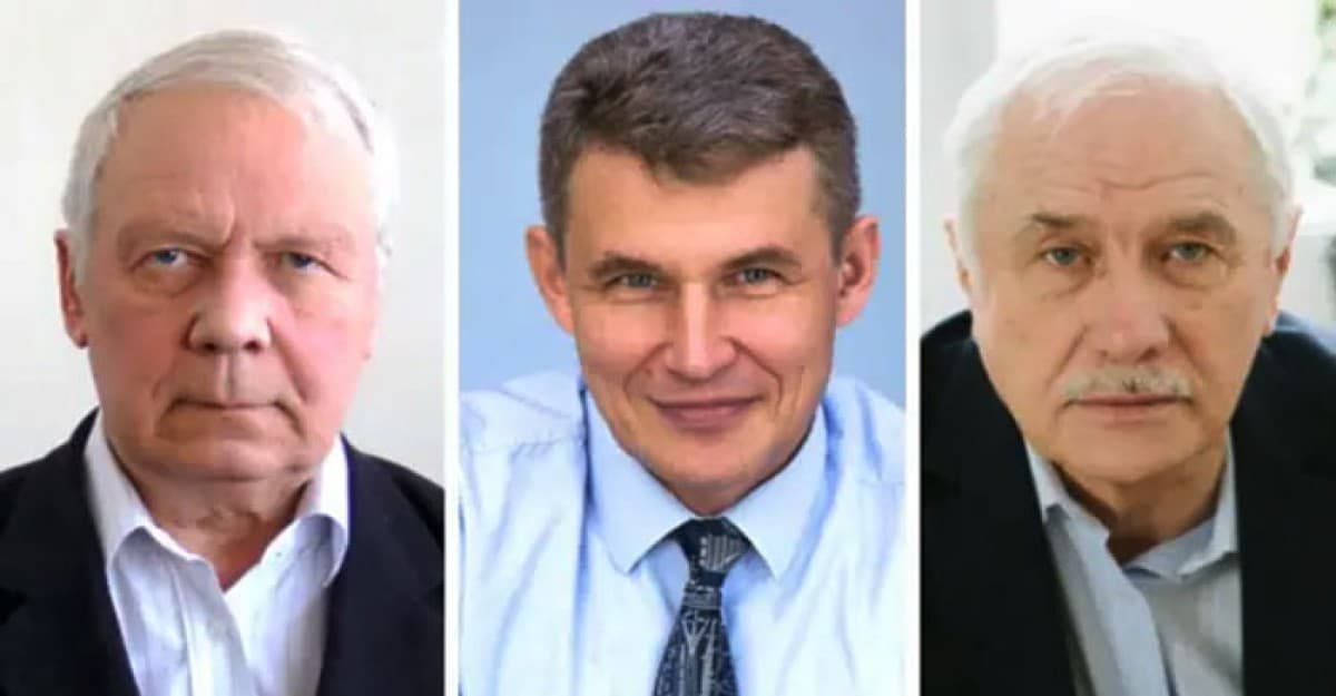 রাশিয়া তাদের নিজেদের বিজ্ঞানীদের জেলে ভরছে কেন?