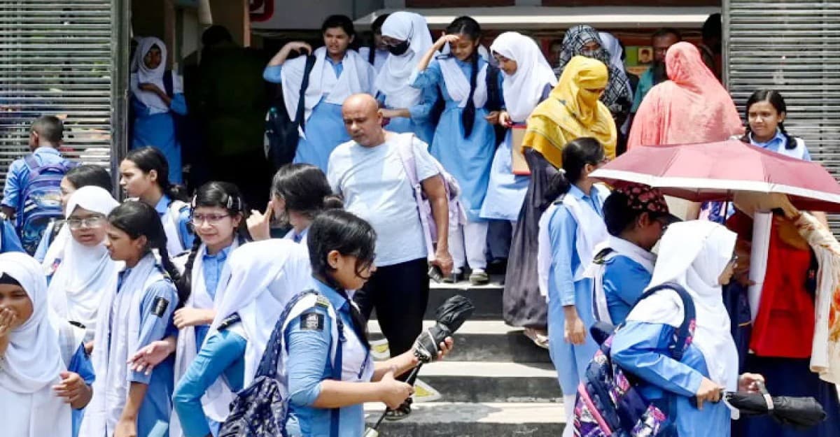 স্কুল-কলেজ খুললো আজ, প্রাথমিক খুলবে ৩ জুলাই