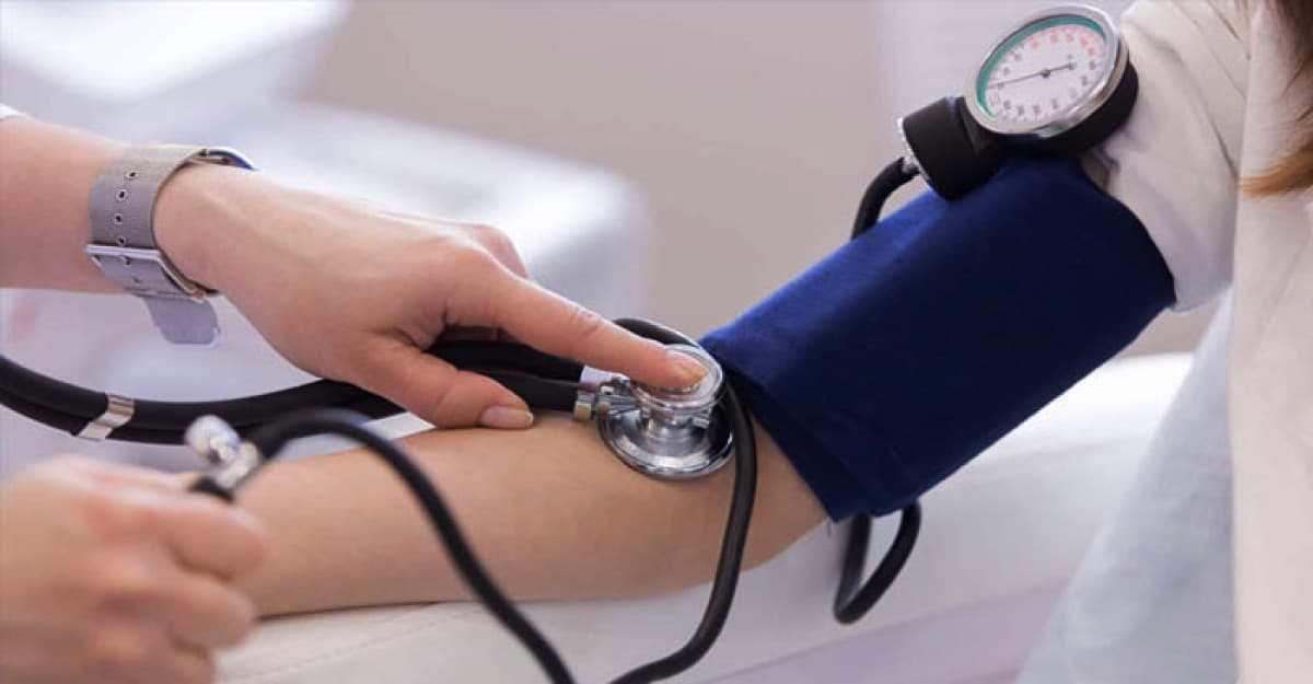উচ্চ রক্তচাপ নিয়ন্ত্রণে যা করবেন