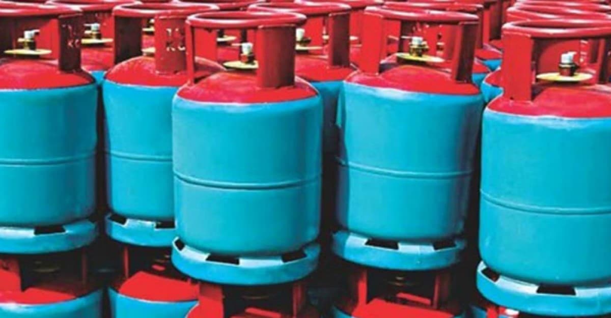 এলপি গ্যাসের দাম বাড়লো ৩ টাকা