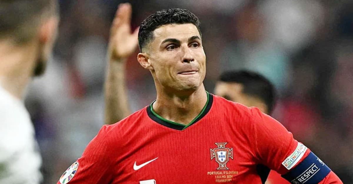 কবে অবসর নিচ্ছেন রোনালদো?