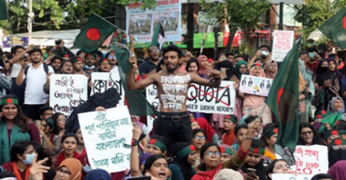 কোটা আন্দোলন নেতাদের সঙ্গে বৈঠকে পুলিশ