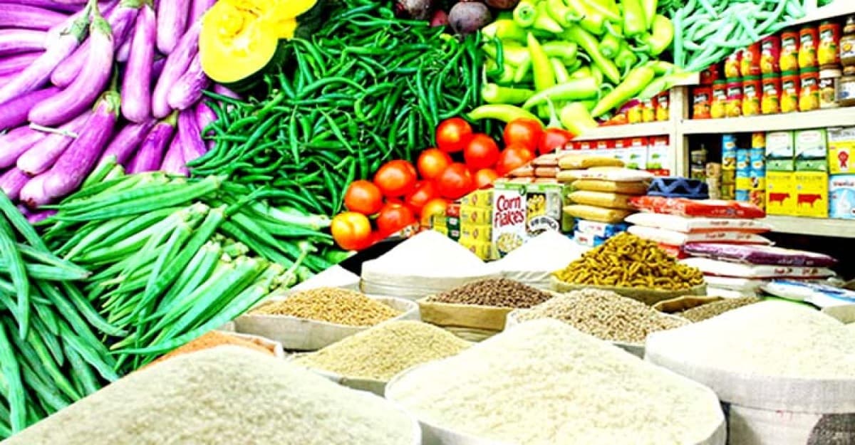 উখিয়ায় লাগামহীন নিত্যপণ্যের বাজার, অধিকাংশ দোকানে নেই মূল্য তালিকা