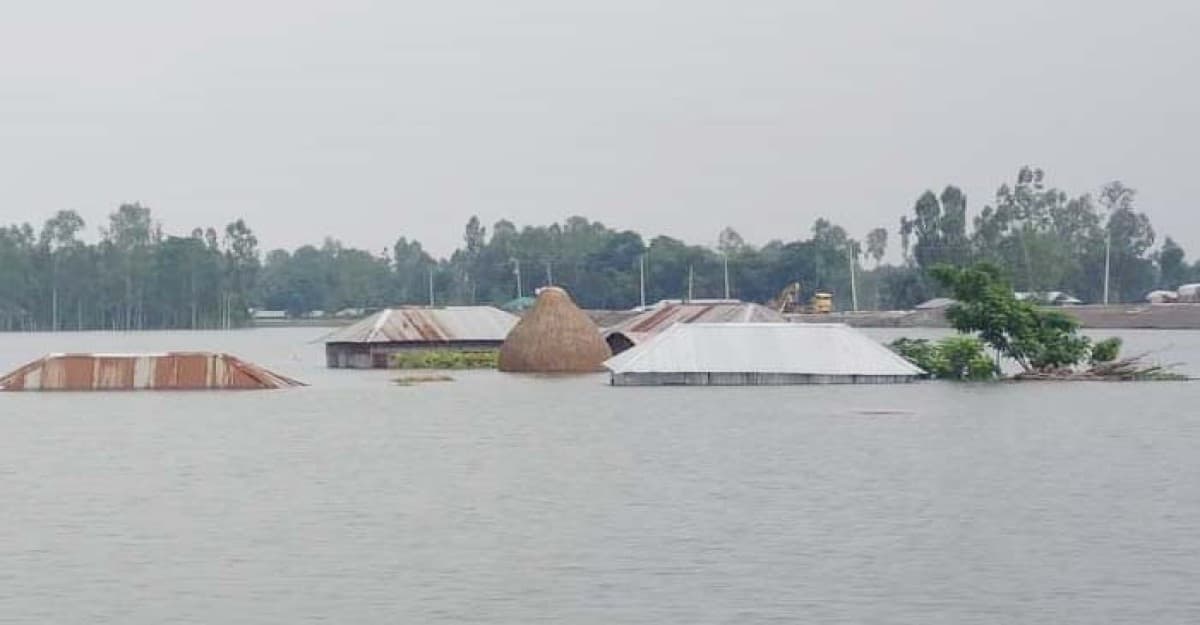 কুড়িগ্রামে এখনও ২ লাখ মানুষ পানিবন্দী